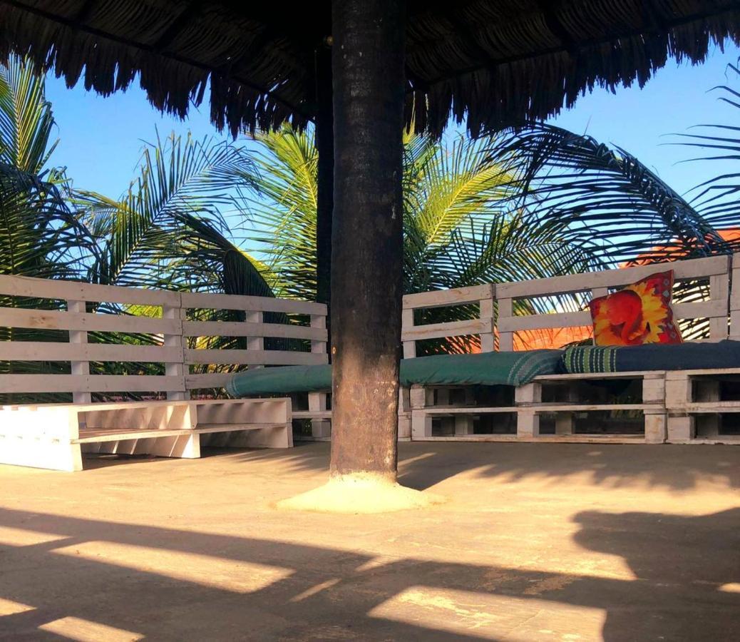 Vila Branca Canoa กาโนอาเกบราดา ภายนอก รูปภาพ